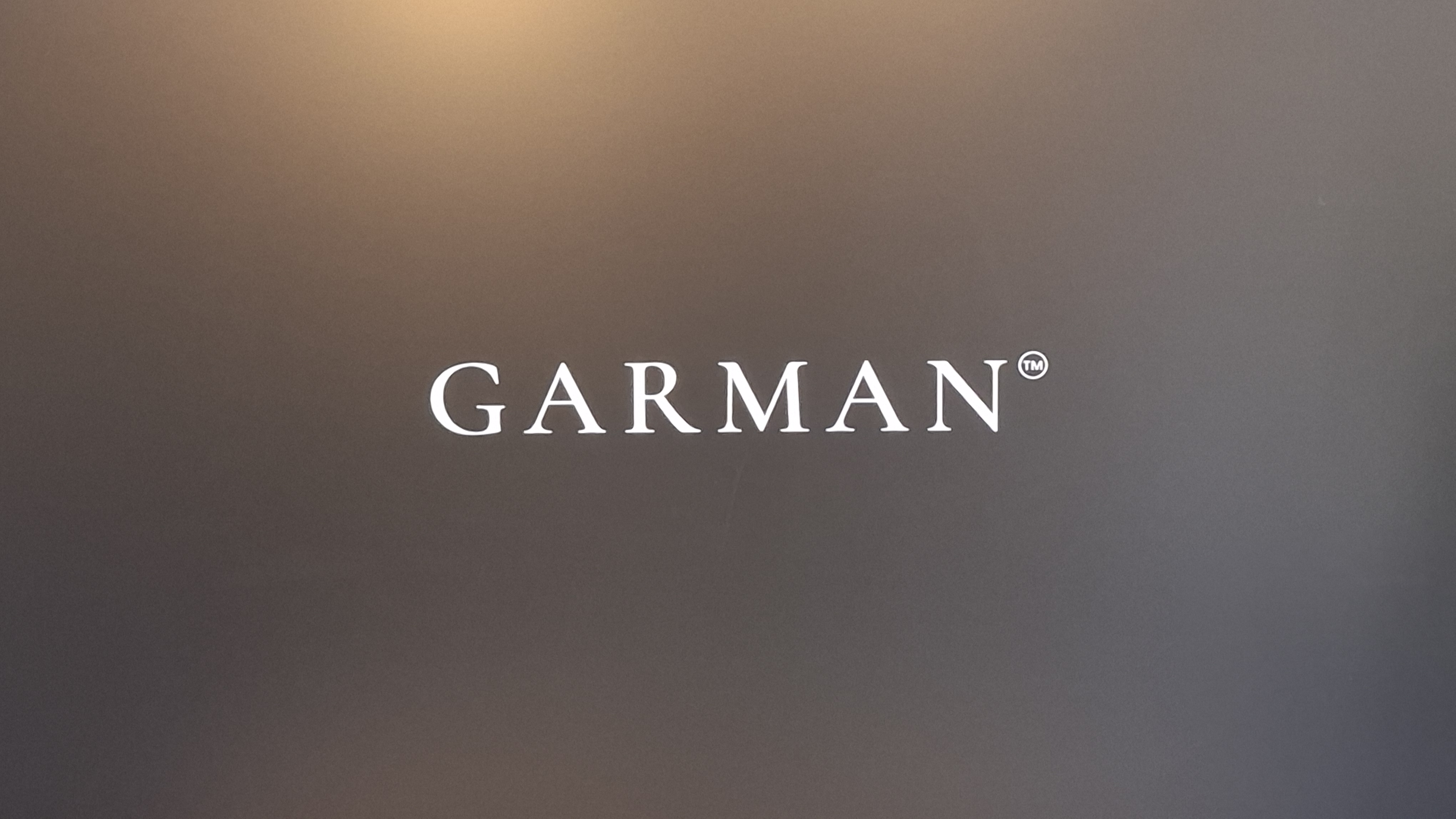 Emma Stitselaar kijkt uit naar opening van Italiaans maatkledingatelier Garman in Nijkerk