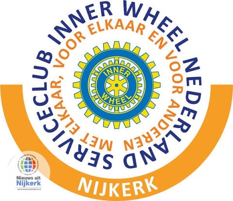 Inner Wheel Nijkerk verkoopt lp’s en cd’s voor Kinderhospice Binnenveld op Ossenmarkt Putten