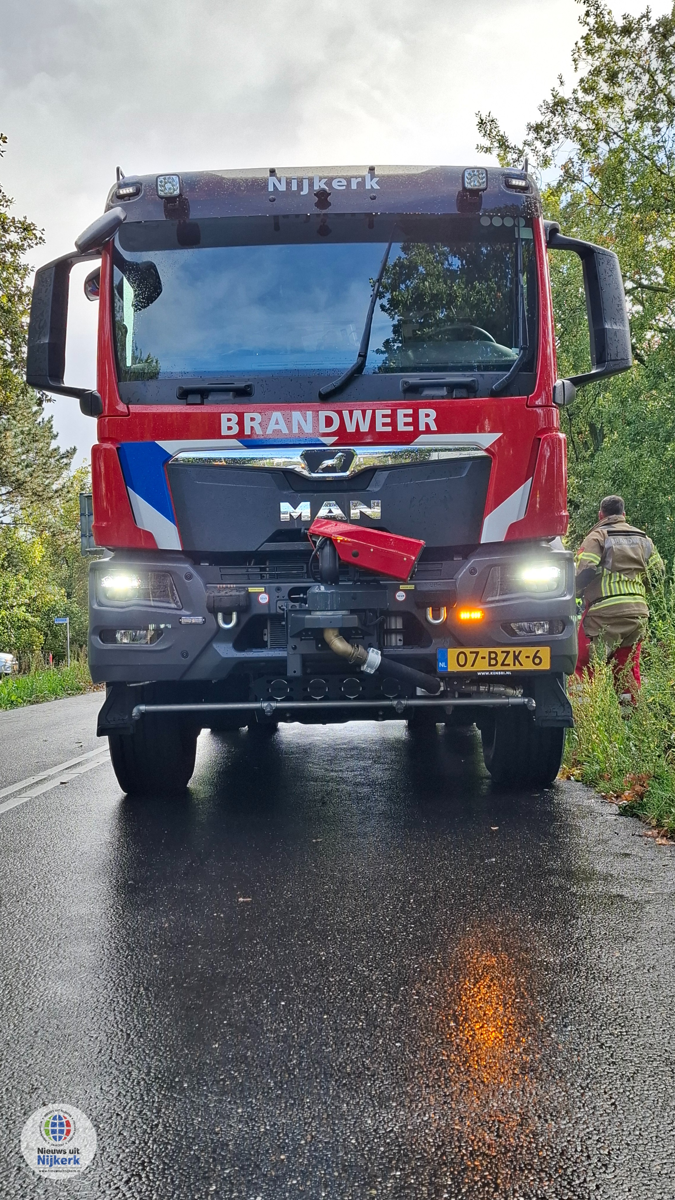 Omgevallen bomen door harde wind zorgen voor hinder in Nijkerk