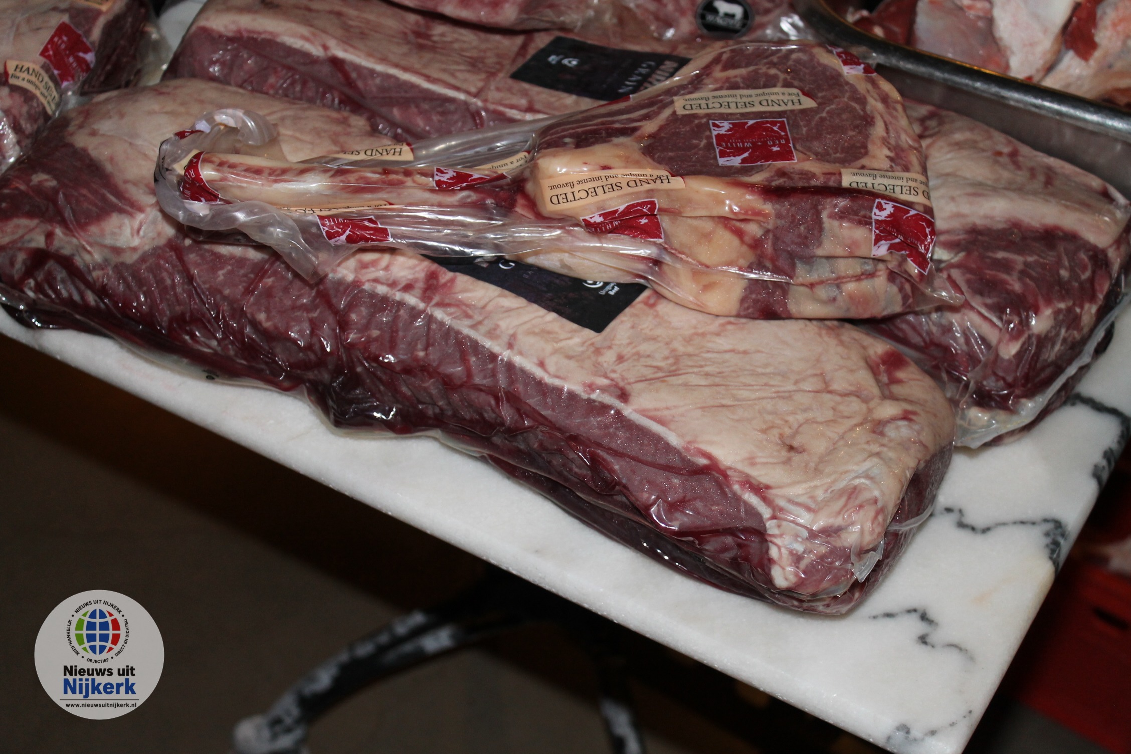 Vuur, vakmanschap en topkwaliteit: tweede editie Meat the Butcher groot succes bij Gastrobar Chez Naghmeh